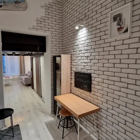 Center * 贝尔格莱德